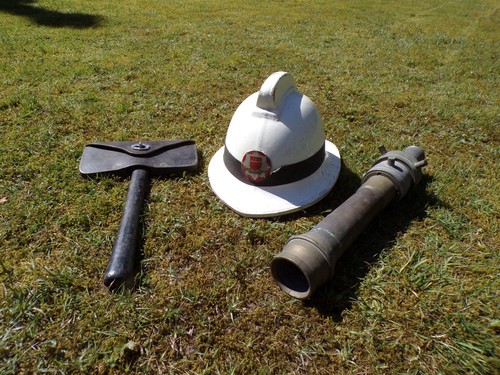 Vintage white fireman - vintage, helmet