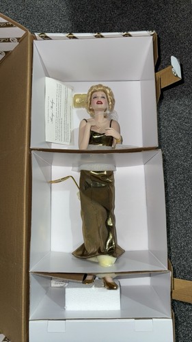 Franklin mint marilyn - mint, monroe