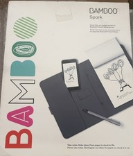 Wacom Bamboo Spark Smart Folio with Gadget Pocket +Digital Ballpoint Pen CDS600G