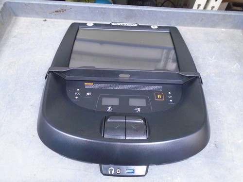 Precor p82 treadmill - p82, console