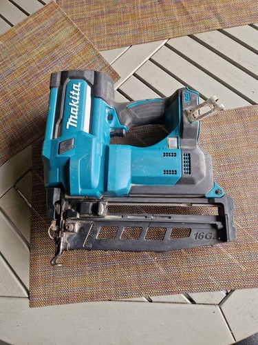 Makita dbn600 gauge - makita,