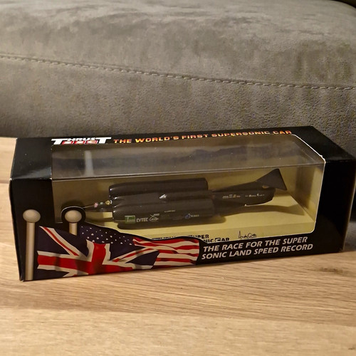 Lledo vanguards thrust ssc - lledo,