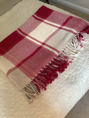 Laura ashley cranberry throw - laura,