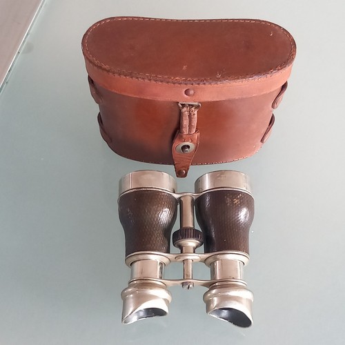 Antique pair leather white - pair, +