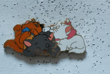 The Aristocats - Toulouse Berlioz Marie Sleeping Kittens - Disney Fantasy Pin