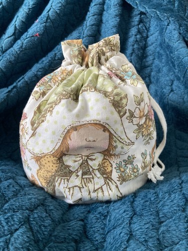 Vintage holly hobbie - wash, bay