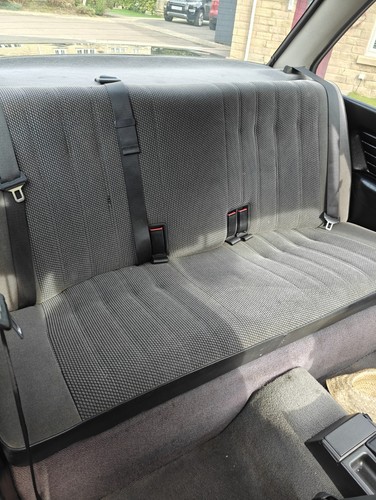 Bmw e30 series rear - bmw, cloth