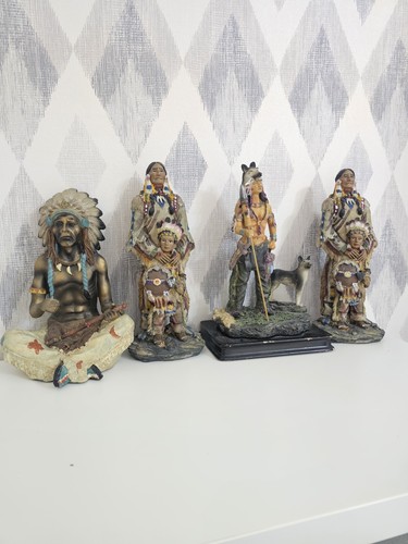 Sculpture statue native - 4x,