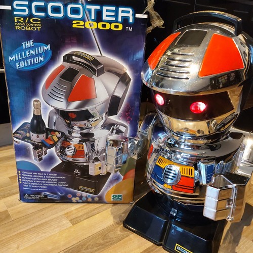 Scooter 2000 - (chrome, edition)