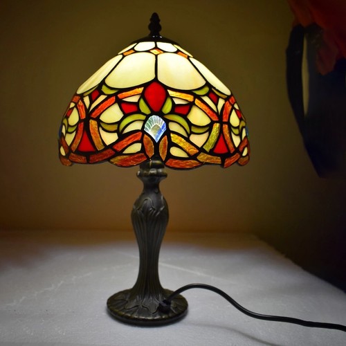 Tiffany style table - style,