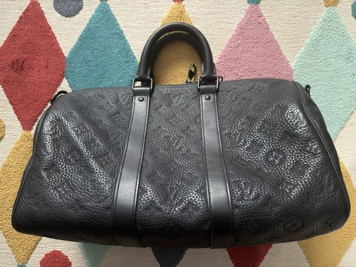 100 authentic louis vuitton - 100%,