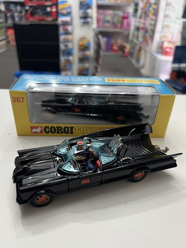 Corgi 267 batmobile issue - 267,