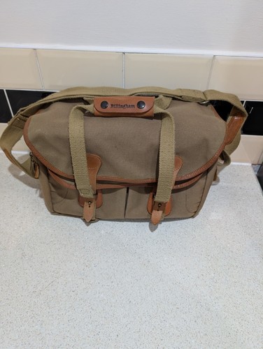 Billingham 555 camera - 555, camera/laptop