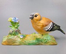 Crown Staffordshire Chaffinch Bird Figurine. Hand Painted Porcelain. VTG 6.75"