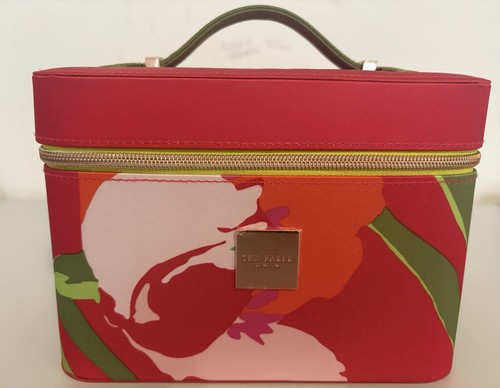 Ted baker vanity case - baker,