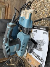 Erbauer 350w 1/2 Sheet Sander Corded 240v