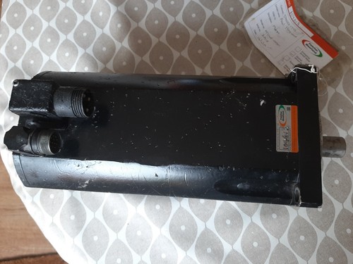 Servo motor part no - ac,