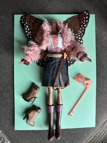 Vintage 2000s barbie doll - vintage,