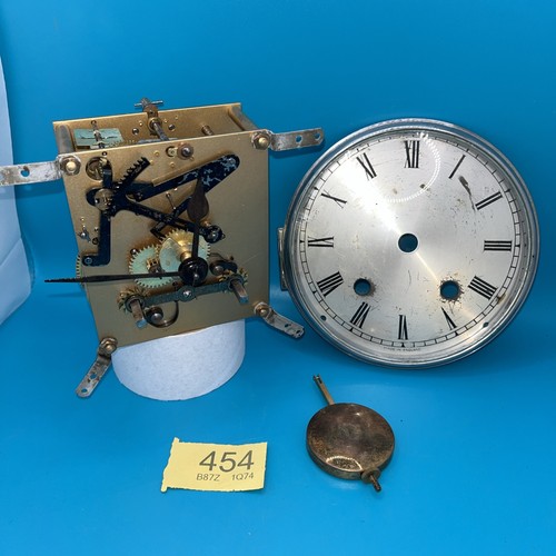 Empire mantel clock - empire, movement