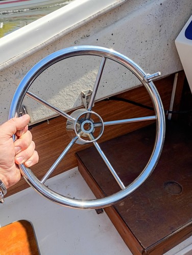 Boat steering wheel - 13.5'',
