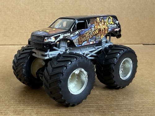 Hot wheels monster trucks iron - hot,