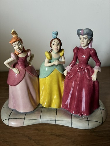 Walt disney showcase royal - walt,