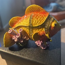 treasured Trinkets by juliana