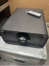SANYO PLC-XP100L Projector
