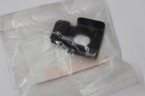 New jaguar xk8 bracket - new,