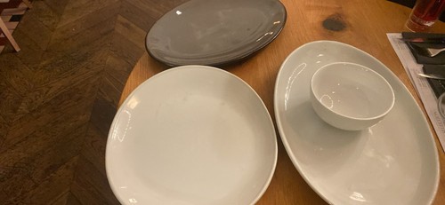 Restaurant crockery knives - crockery,,