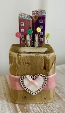 Driftwood Houses. ‘Lovers