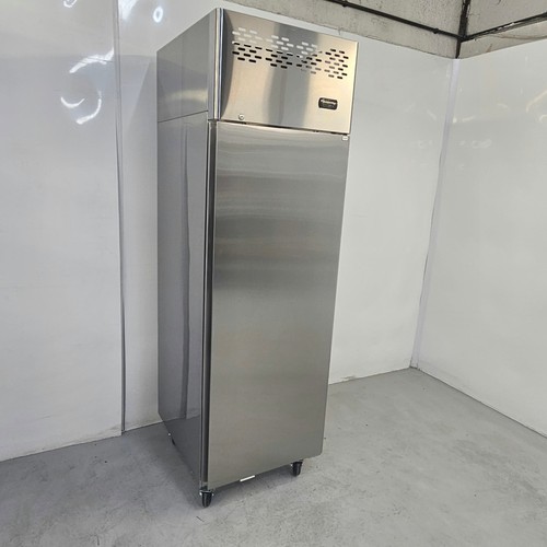 Upright freezer single door - single, 1