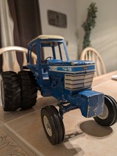 ERTL Blue Ford TW-15 Tractor
