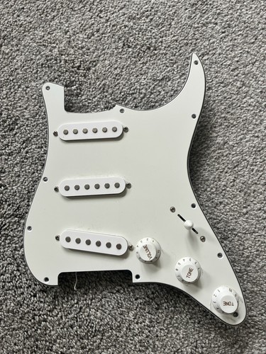 Squier strat sss pickguard - strat,