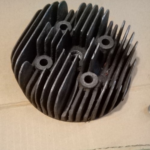 Villiers cylinder head - 125, 197