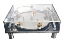 Transcriptor Saturn Turntable