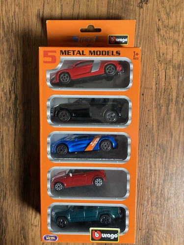Burago street cars die cast - x5,