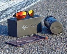 NEW Oakley Carbon Shift Motogp