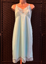 Vintage AQUA Blue LINED FULL