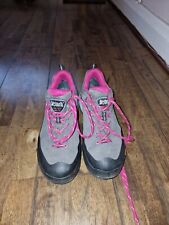 Bestard Mestral Ladies walking