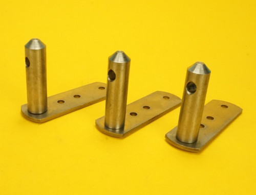 Top door lynch pin - 3,