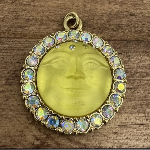 Kirks folly pendant man the - folly, in