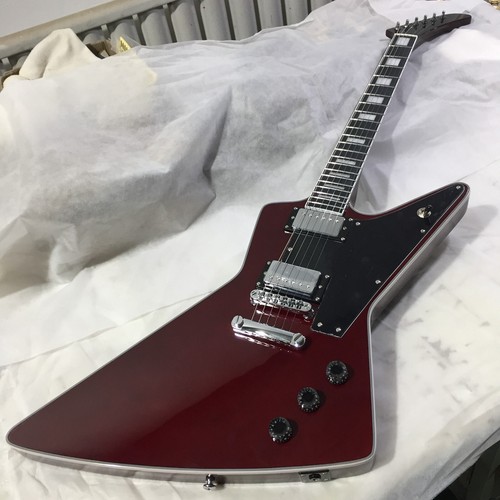 Wine red explorer - red, electric