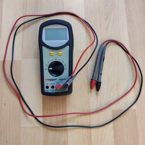 Megger avo300 auto range - megger,