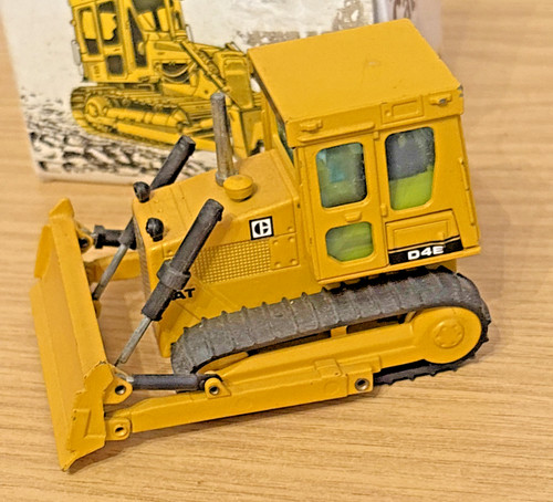 Cg09 nzg cat d4e track - cg09:,