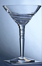 JASPER CONRAN - STRATA - MARTINI / COCKTAIL GLASS 18.7cm/ 7 3/8"- STUART CRYSTAL