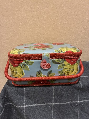 Cath kidston light blue floral - light,