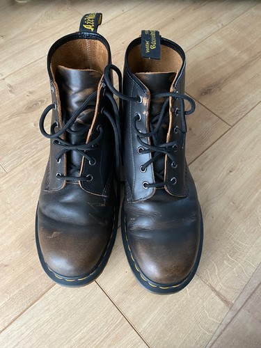 Martens 1460 lace - up, size