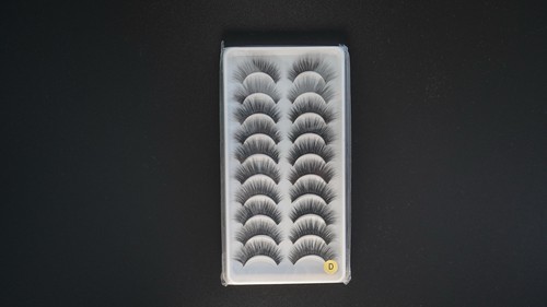 Natural eyelashes - natural,