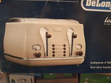 DeLonghi 4 Slice Toaster